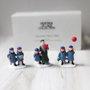 Dept. 56 Heritage Village 'Holiday Field Trip' 5885-8 Porcelain original box